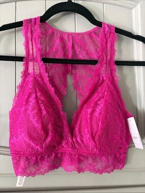 NWT Auden Fuchsia Lace Bralette, Size M, removable pads